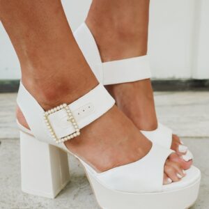 DOLCE VITA Bobby Pearl Heel - White